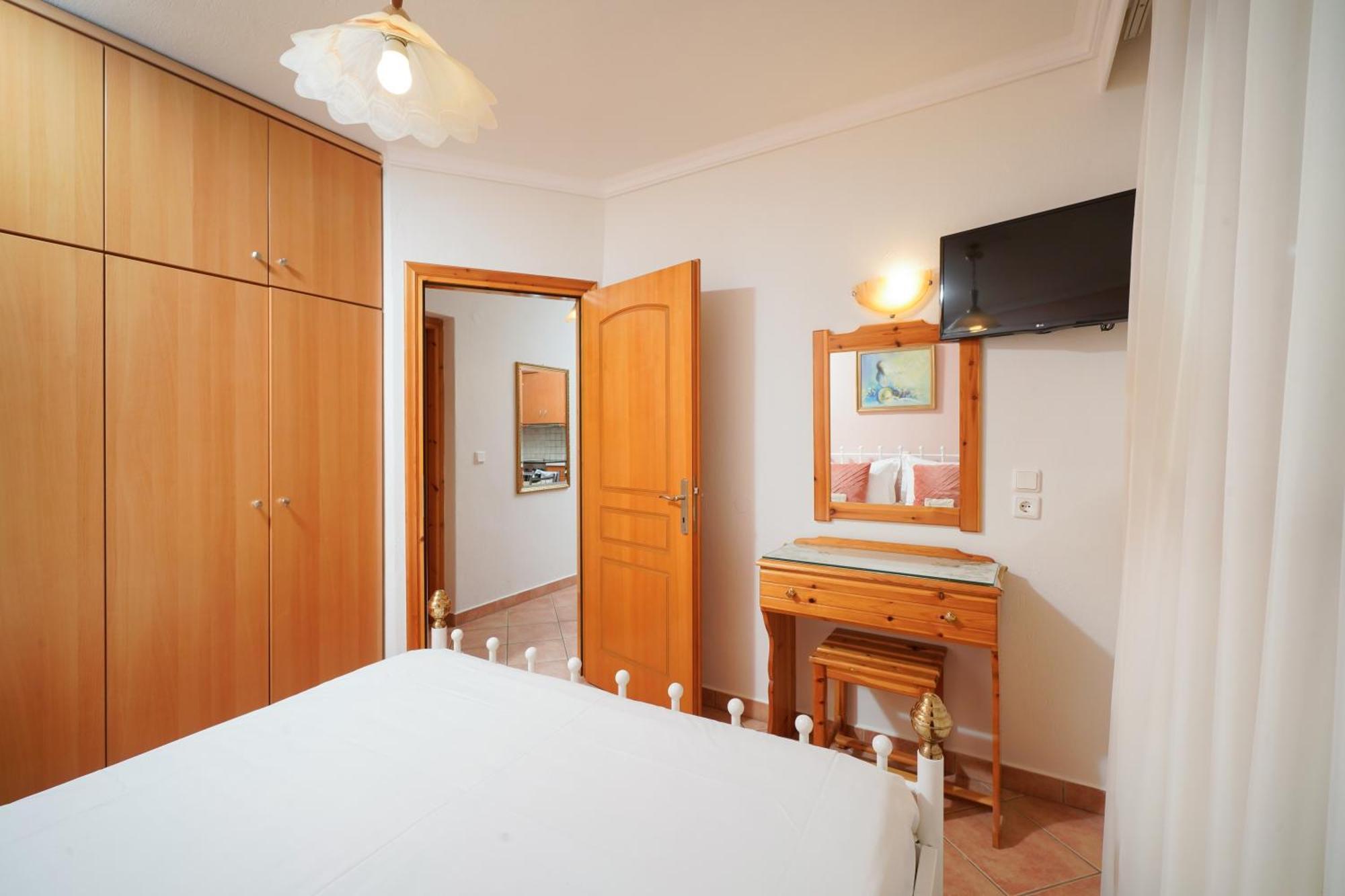 Althea Apartment Скала Потамияс Екстериор снимка
